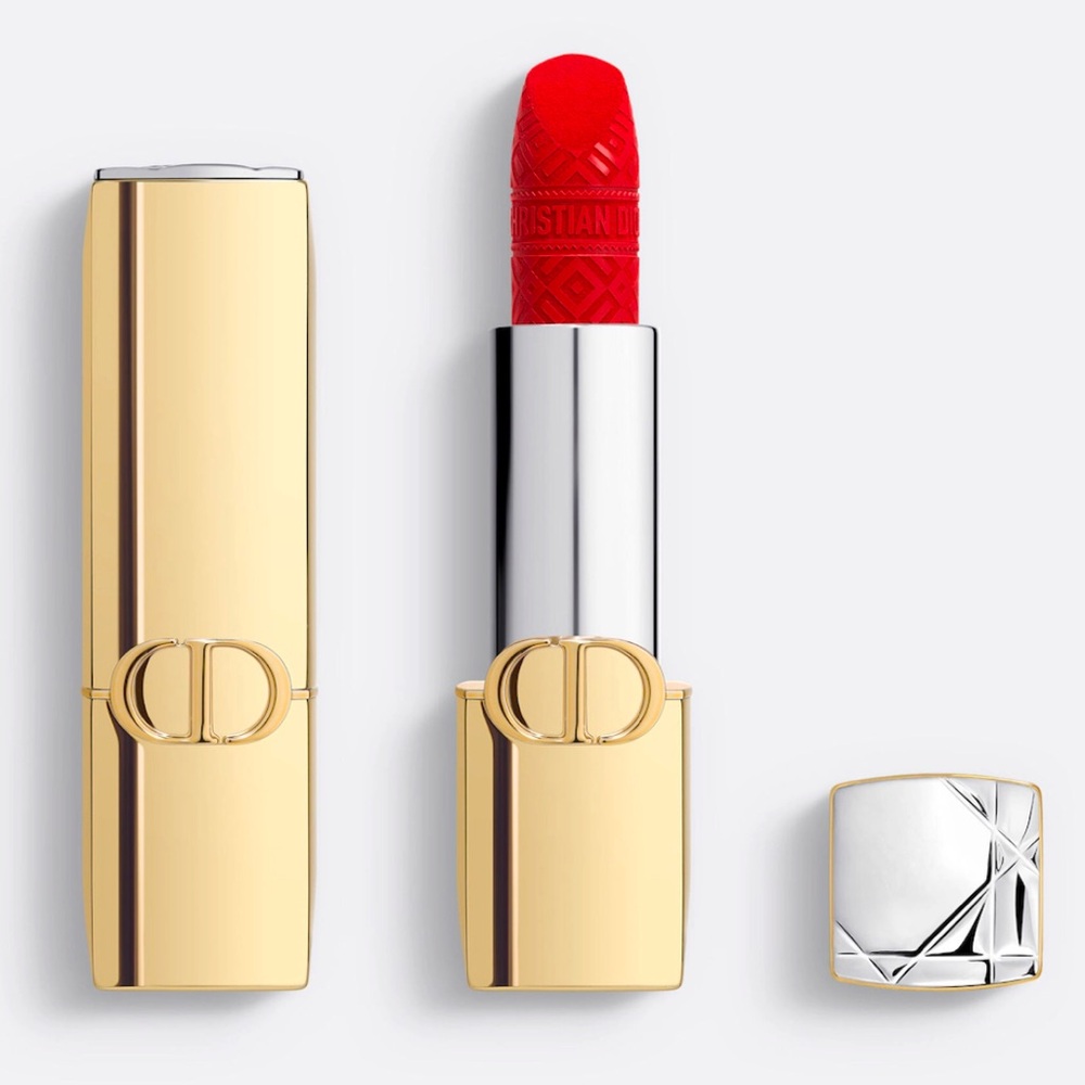 DIOR
Rouge Dior Velvet Lipstick in 999 Rouge Dior- Limited Edition